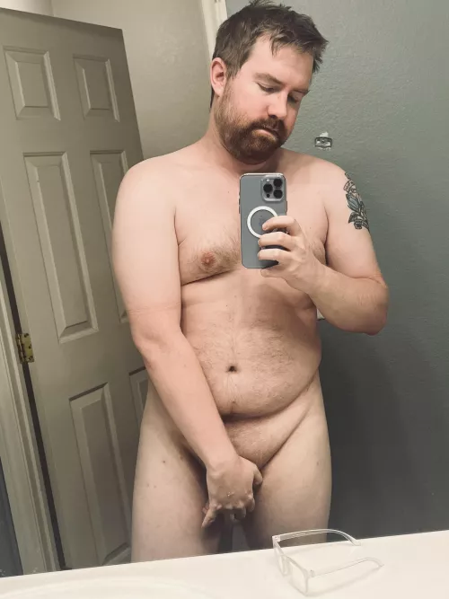 Decided to take some mirror pics before I hopped in the shower yesterday by LVCub90