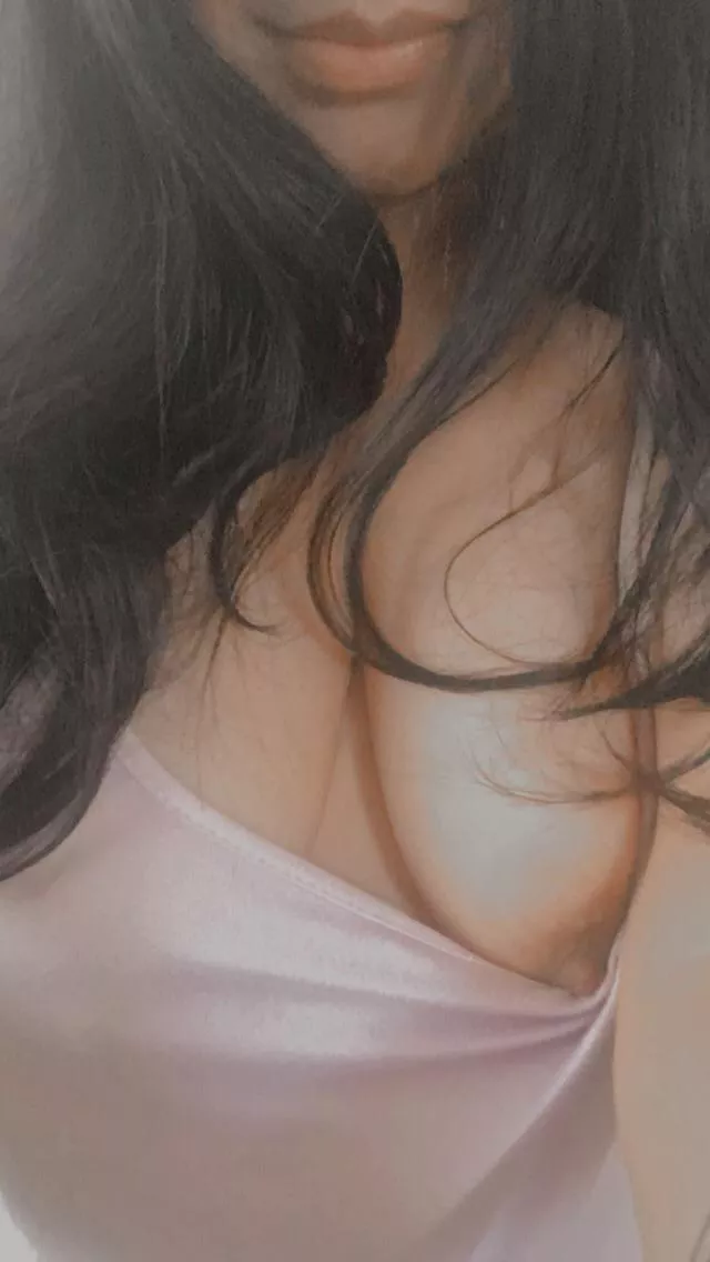 dede u want? 💋 (F) posted by Lotus945