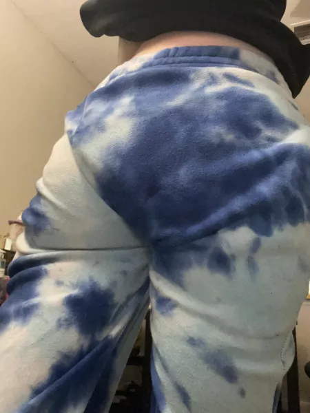 Definitely gotta get more tyedye joggers ☺️ love these so much 😍 also, Y’all are so beautiful ladies by KiKiPAWG