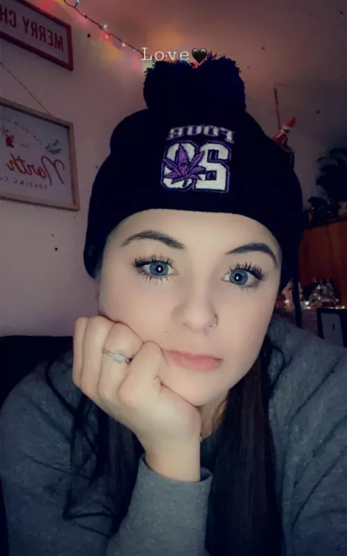 Definitely trying to smoke and fuck all night 😉 by breeleighvip