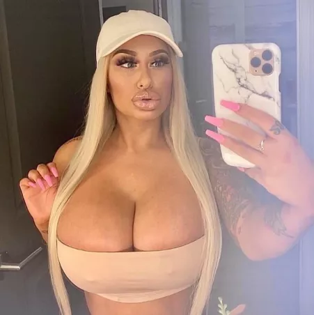 Definition of Bimbo by gosterime