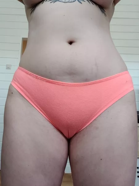 Delicious by ladypeony_