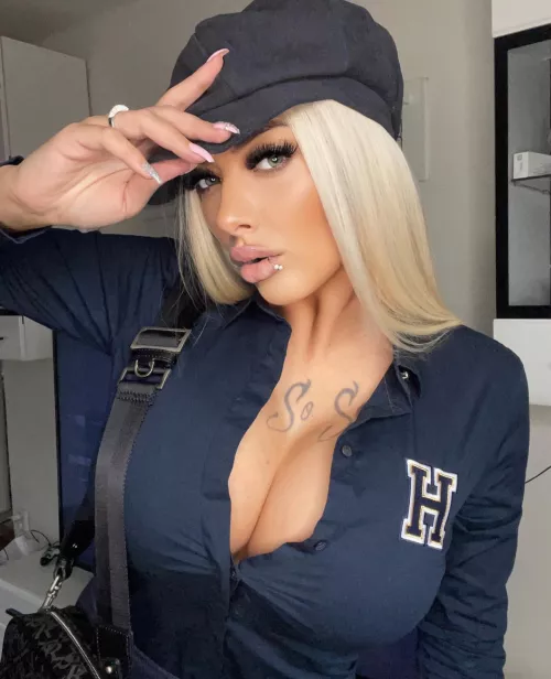 Deminecka blonde babe by oxford_stud