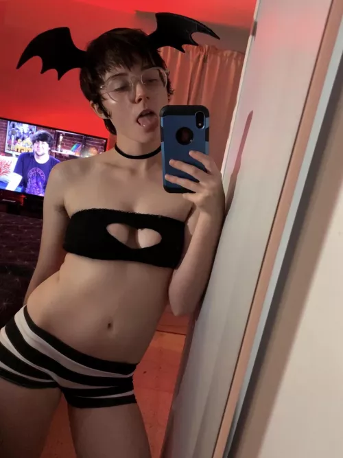 demon boi hours by squishbeen