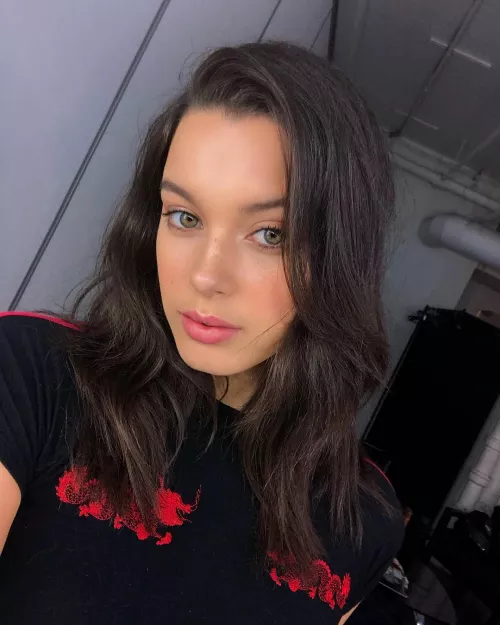 Denise Schaefer by CASHMERE1977