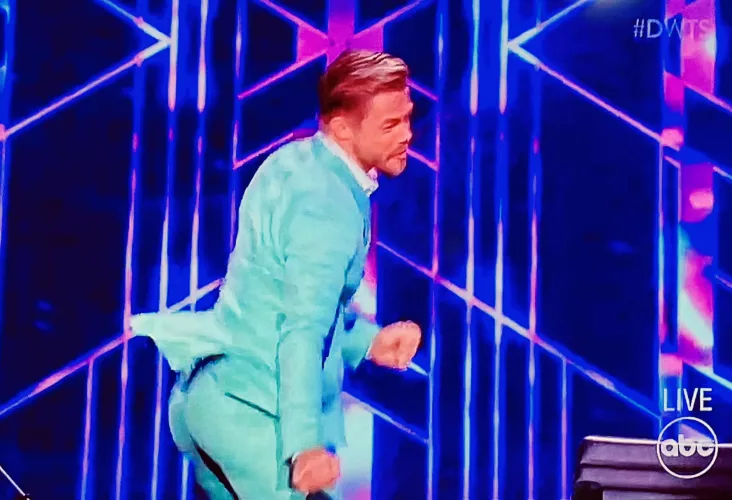 Derek Hough by FanofEvery1