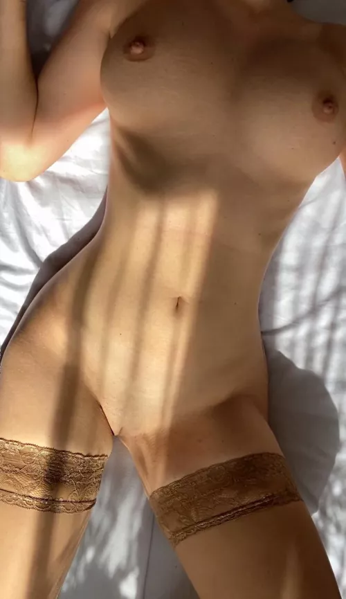 Describe my pussy with one word by ilincka