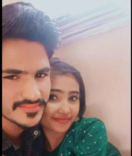 DESI LOVER GHAR PAR BULA KAR ACHA HE PELA by ProperTask6768