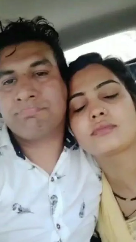 DESI PUNJABI BHABHI HER EX BOYFRIEND NA HATH LAGTE HE FULL GARAM KADIYE by Tottly_additi3689