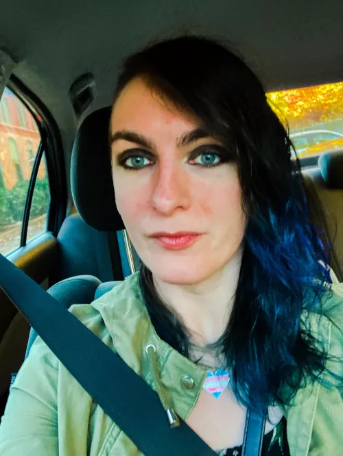 Desperately need to know: am I cute? :/