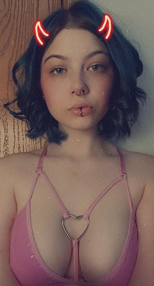 Devil Girl🖤😈 by Leigh5501