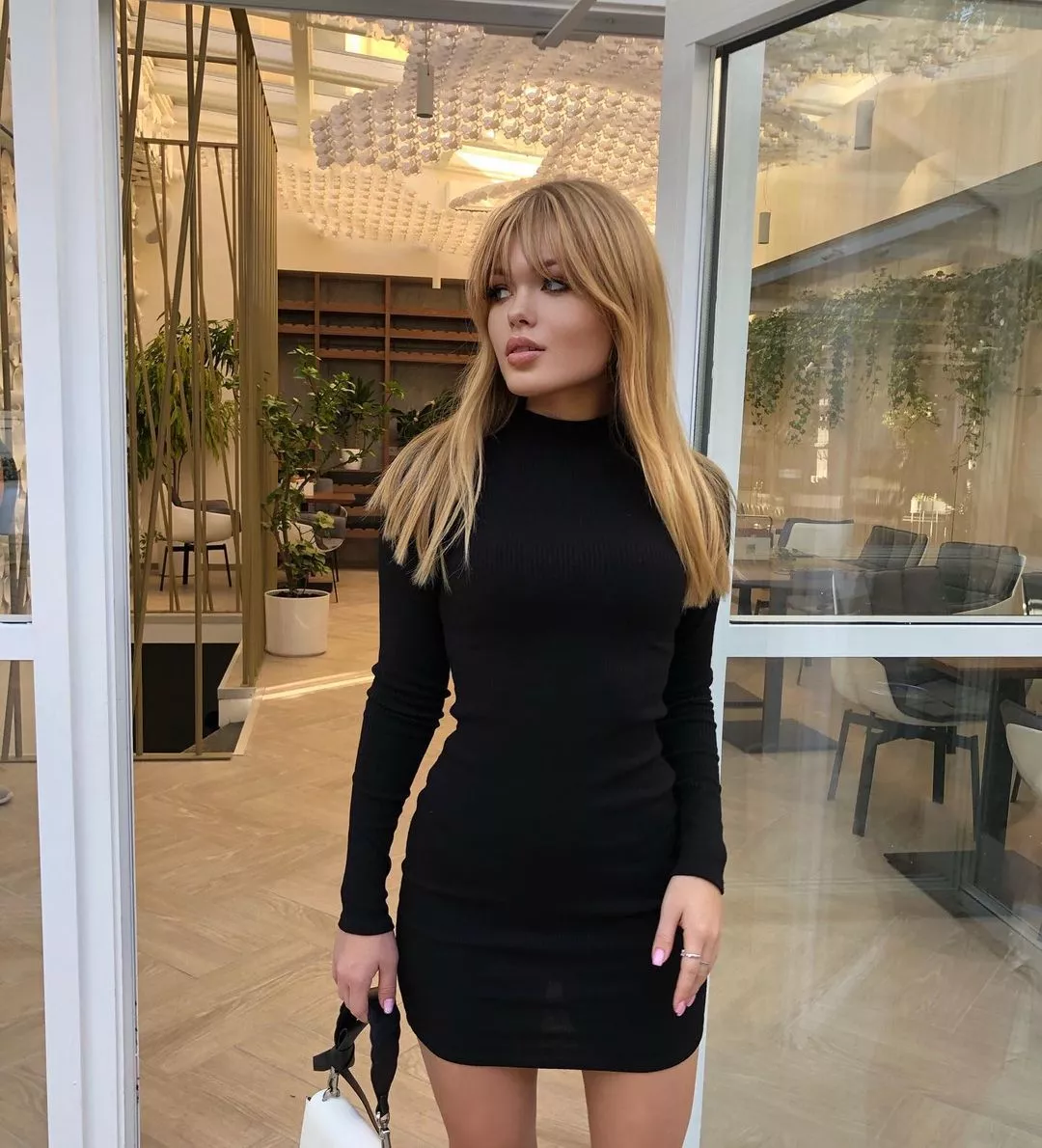 Diana Miroshnikova posted by BOOOOOOOBIES