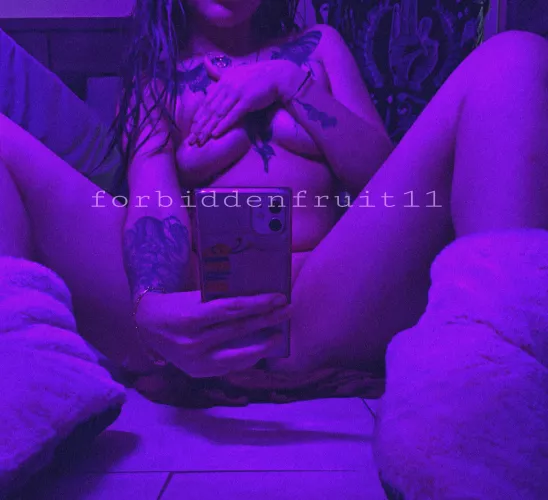 did I make you stop scrolling? by 4biddenfruit111