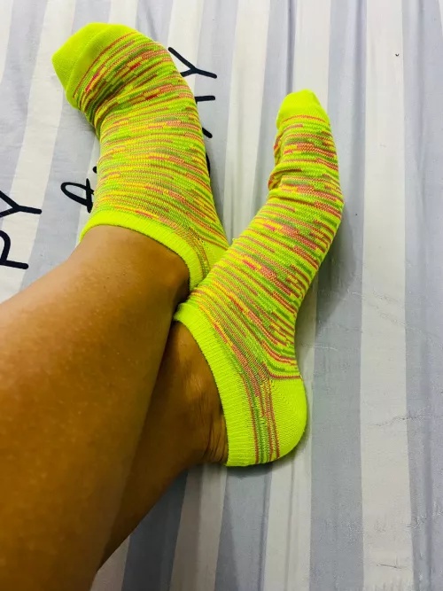 Did my bright yellow socks catch your eye? 👀 by Steffanymontoya