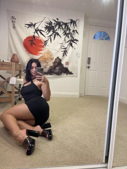 Did my legs get your attention? by sydyonce