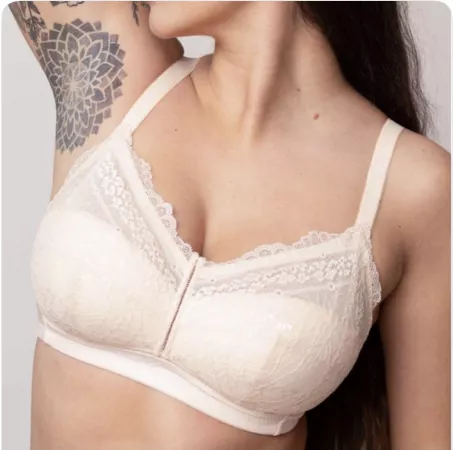 Did not expect to see this on the Tweets by vikon_727