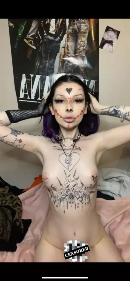 did some funky makeup what do you think :3 by freakonaleash47