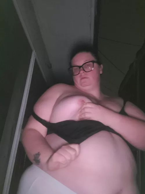 Did some outside photos a little while ago i like how they turned out by Pinwheel_Princess