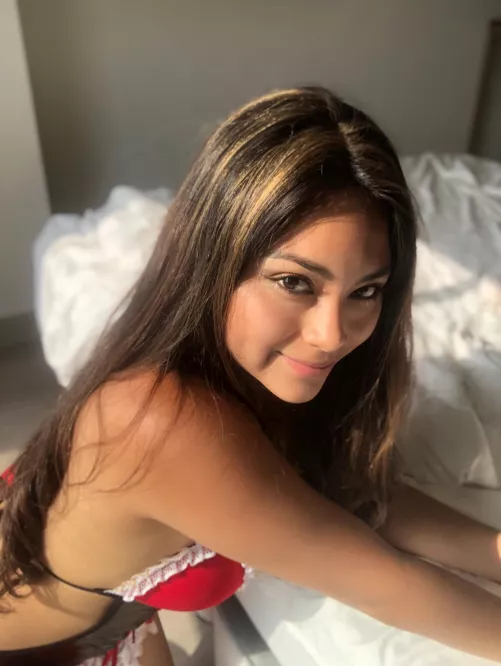 Did your girlf send you nudes today? O lo hago yo? by Ale_bebarmy