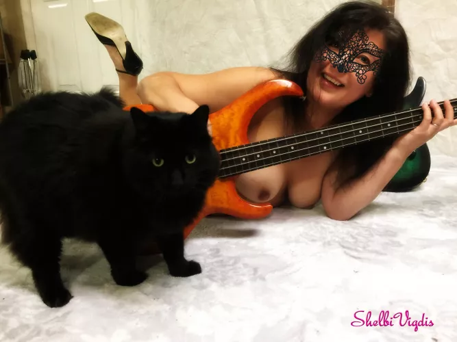 Didn't realize my pussy was showing! by ShelbiVigdis