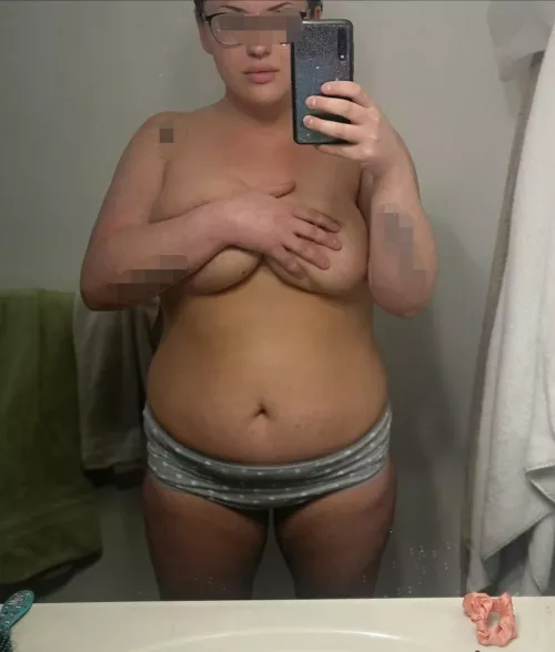 Didn't think I could hold both titties with one arm, guess I can 🙃 by lusty-ish