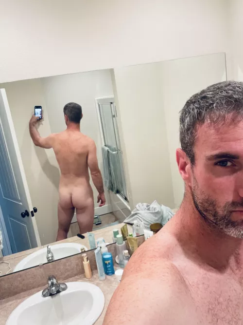 Dig your nails in 😝 by Rossyscott5005