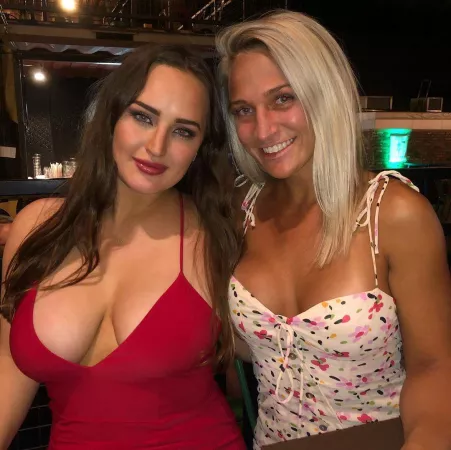 Dinner date by throwaway012000_