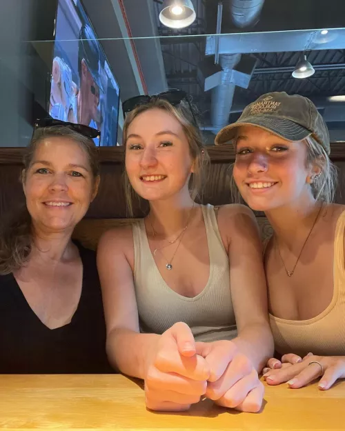 Dinner 🌸 by FireSt77