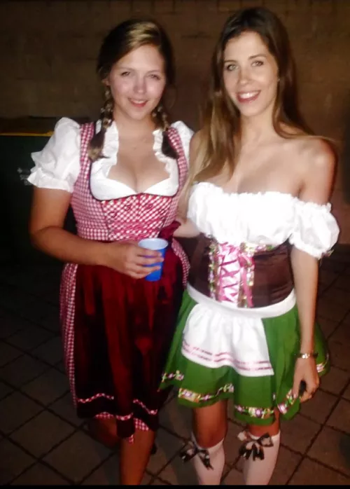 Dirndl gals by Chaturbater1