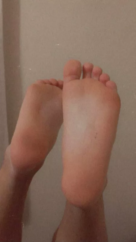 Dirty boy feet 😷 by Liam-Evans-09