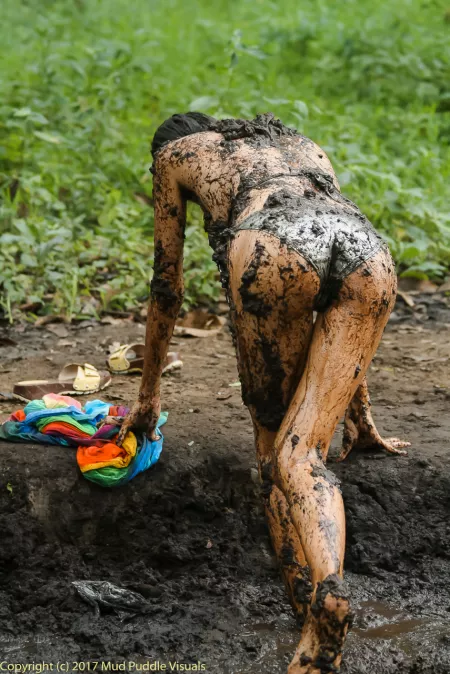 Dirty girl by lepas27