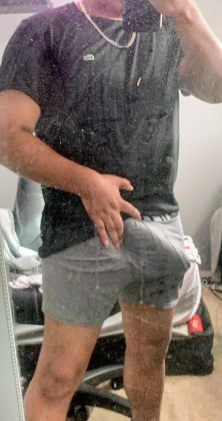 Dirty mirror 😉 by Obvious_Humor9984