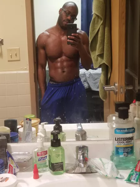 Dirty mirror, but you get the picture 😉 by LateniteD