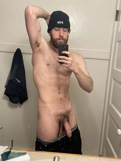 Dirty mirror dirty boy 🤷🏻‍♂️ by aggiedaddie