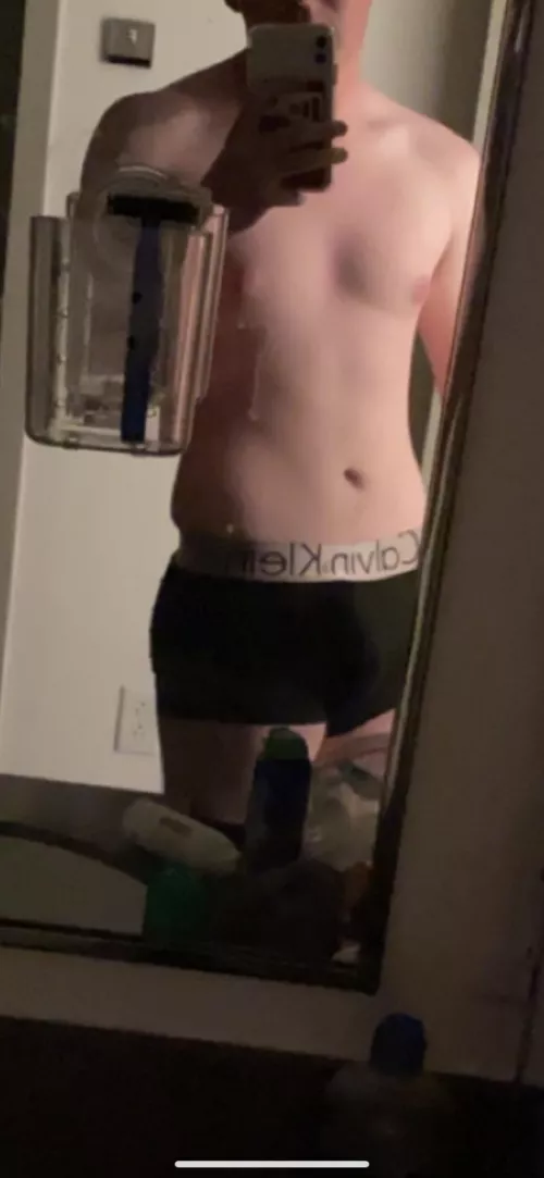 Dirty mirror selfies >>> by HungEastsideStud