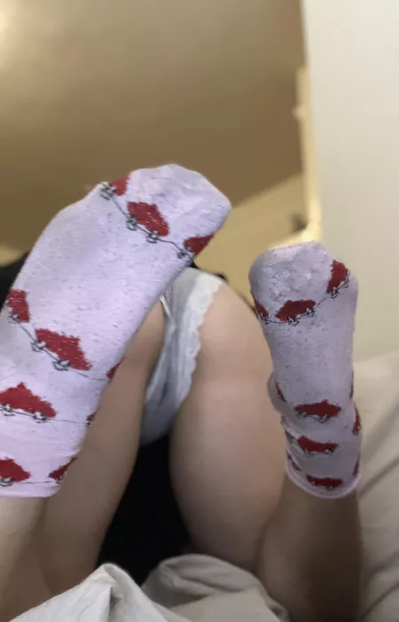 dirty socks 😋 by lilcherry6