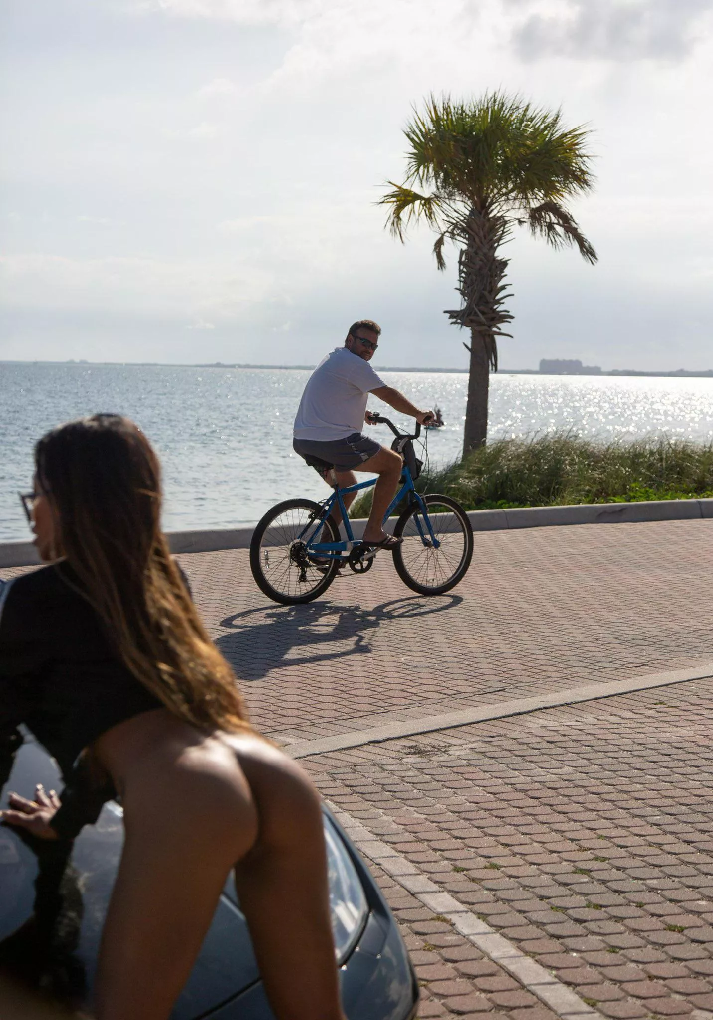 Distracted by this beauty 👀 posted by b05e