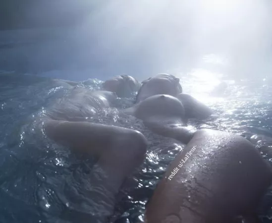 Dive into me... 💦 by -LaFleur-