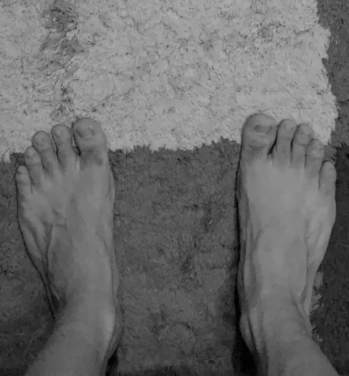 DM for feet pics / custom feet pics | size 8.5 | I am waiting for your messages by feetpicsfactory