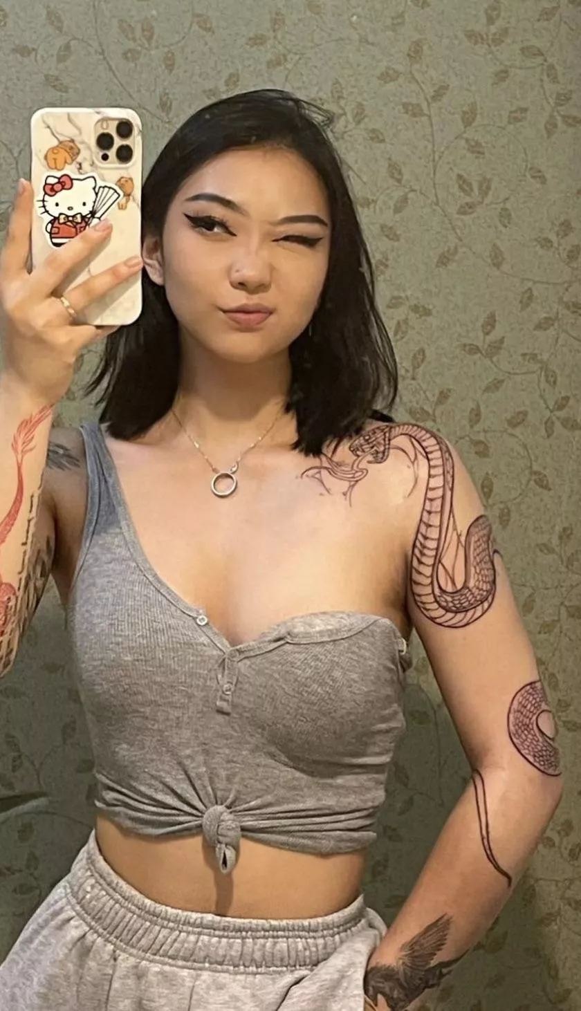 Dm if you can cum tribute her and drop a load on her whore face kik: r4peeeeee (must start off with a cock trib) posted by cumblaster55677