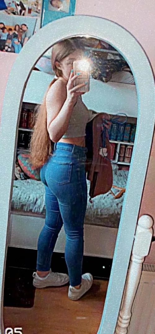 Dm if you can cum tribute her (got more pictures) by Diligent_Maintenance