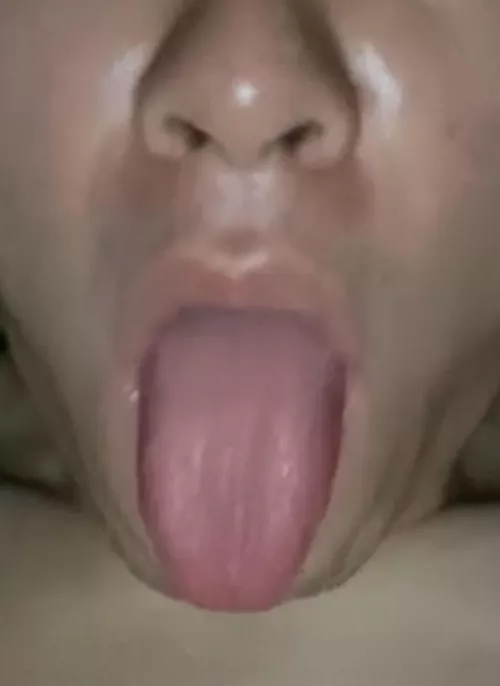 Dm if you’re into doing ahegao face by ahegaoboy69