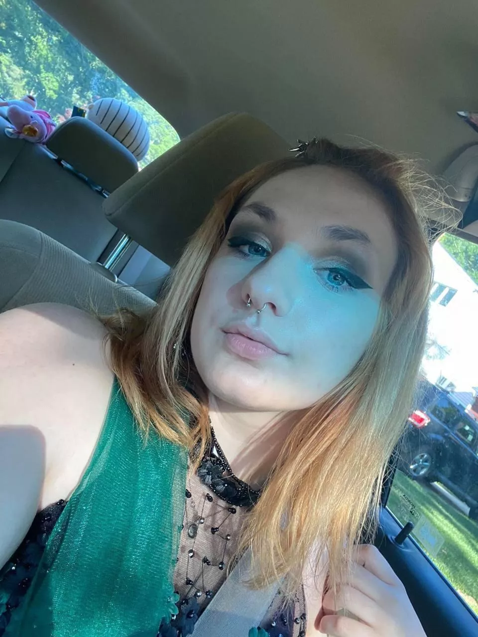 Dm me. Kik LittleMoePeepZ posted by LittleMoePeepZ