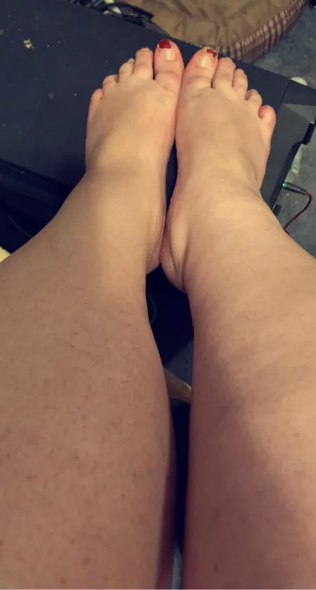 Dms open ❤️ by Anniepanda01