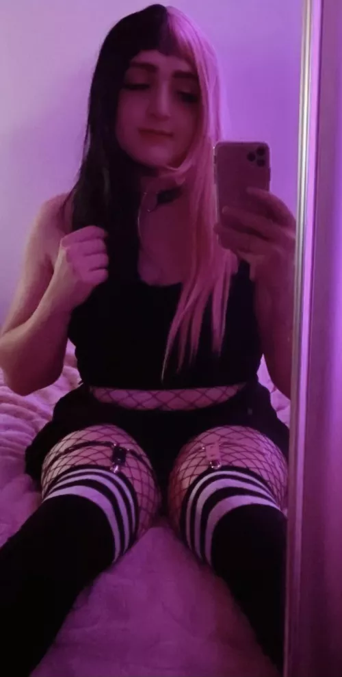 Do boys look better with long hair?🥺😇 by RimirUwU