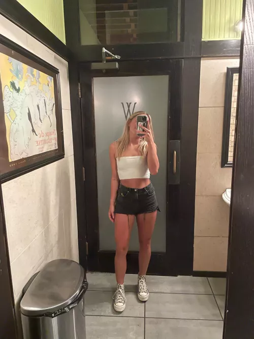 Do dirty blondes get love here? by alessandranatalia