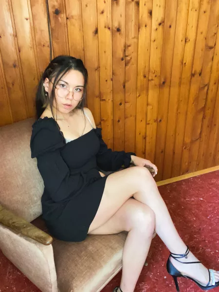 do heels stay on during sex? by lianaclay