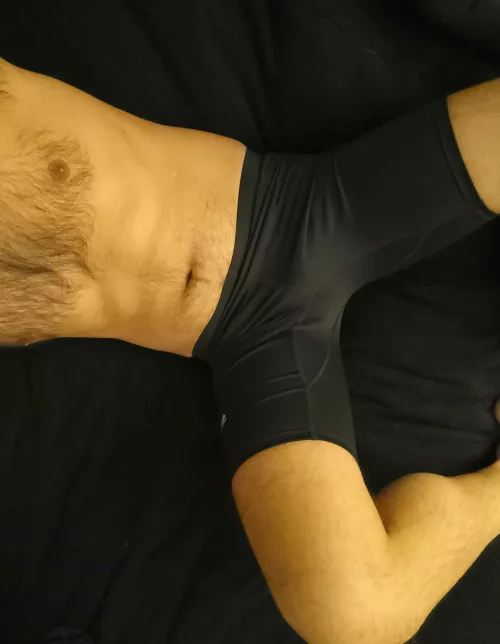 Do I classify as hairy? by howhairy