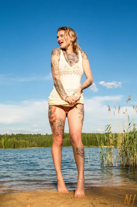 do i deserve your attention by kamilla_hart