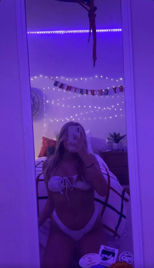 Do I have a good bikini bod 🙃 by _megnutt_